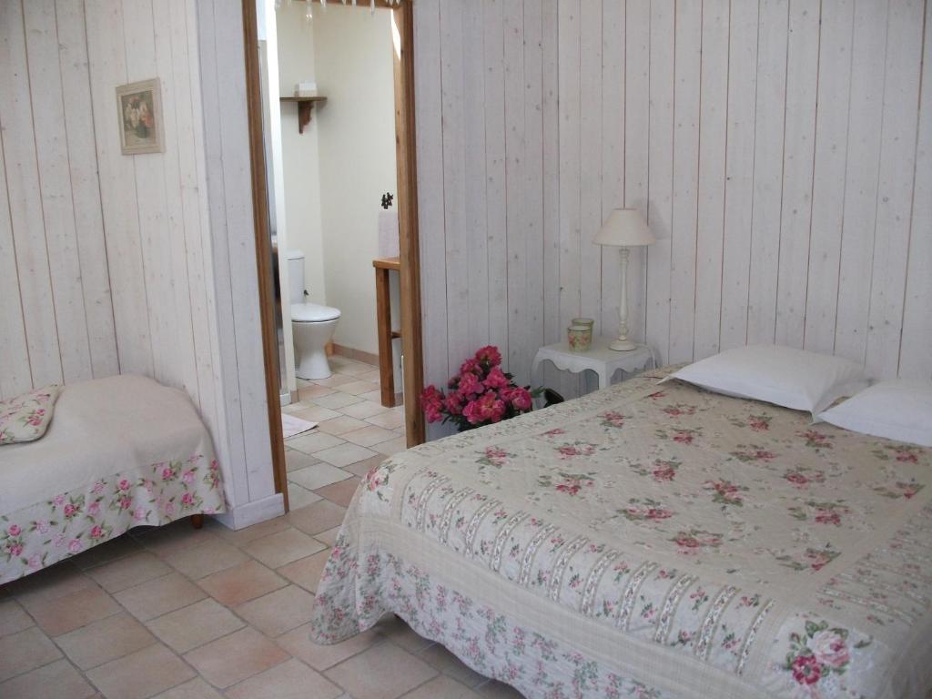 Chambres D'Hotes La Gloriette Ryes Pokoj fotografie